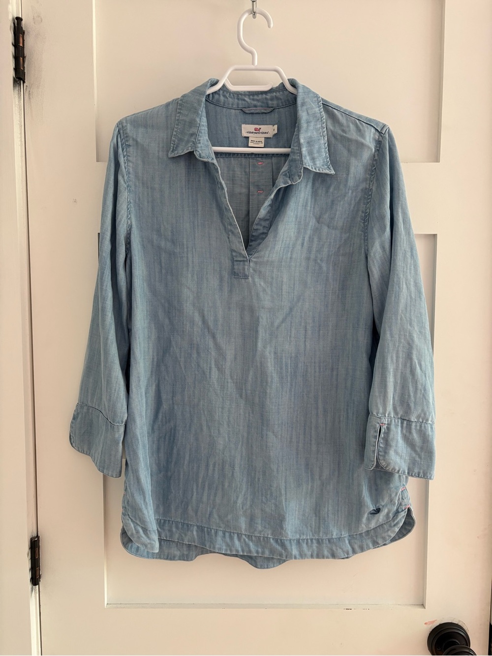 Vineyard Vines chambray pullover tunic shirt size M